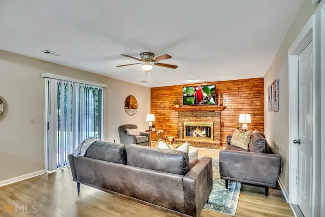 $5,400 | 2025 Winsburg Drive, Kennesaw, GA 30144