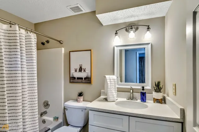 $5,400 | 2025 Winsburg Drive, Kennesaw, GA 30144