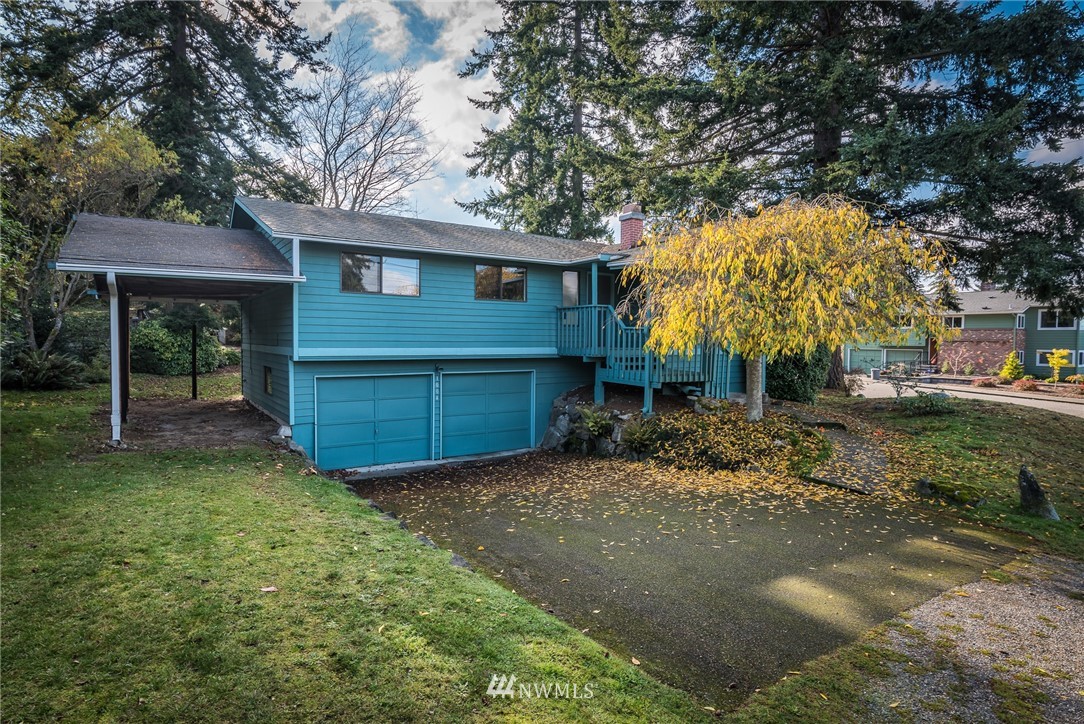 1004 Maple Street Edmonds, WA 98020 - Photo 1 of 25