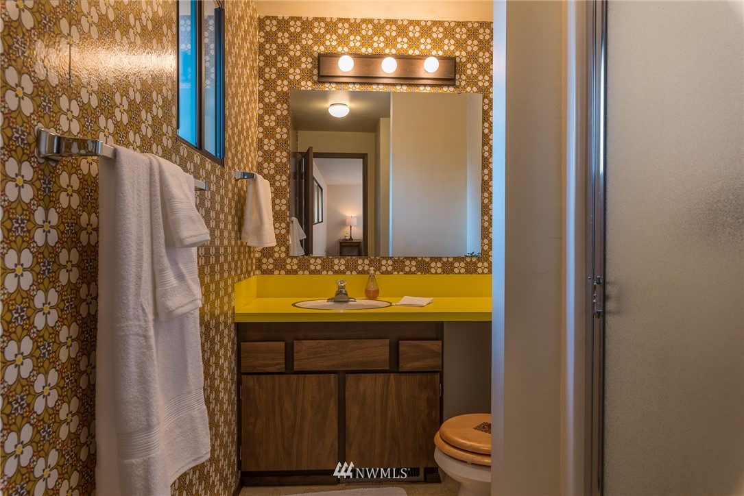 1004 Maple Street Edmonds, WA 98020 - Photo 14 of 25