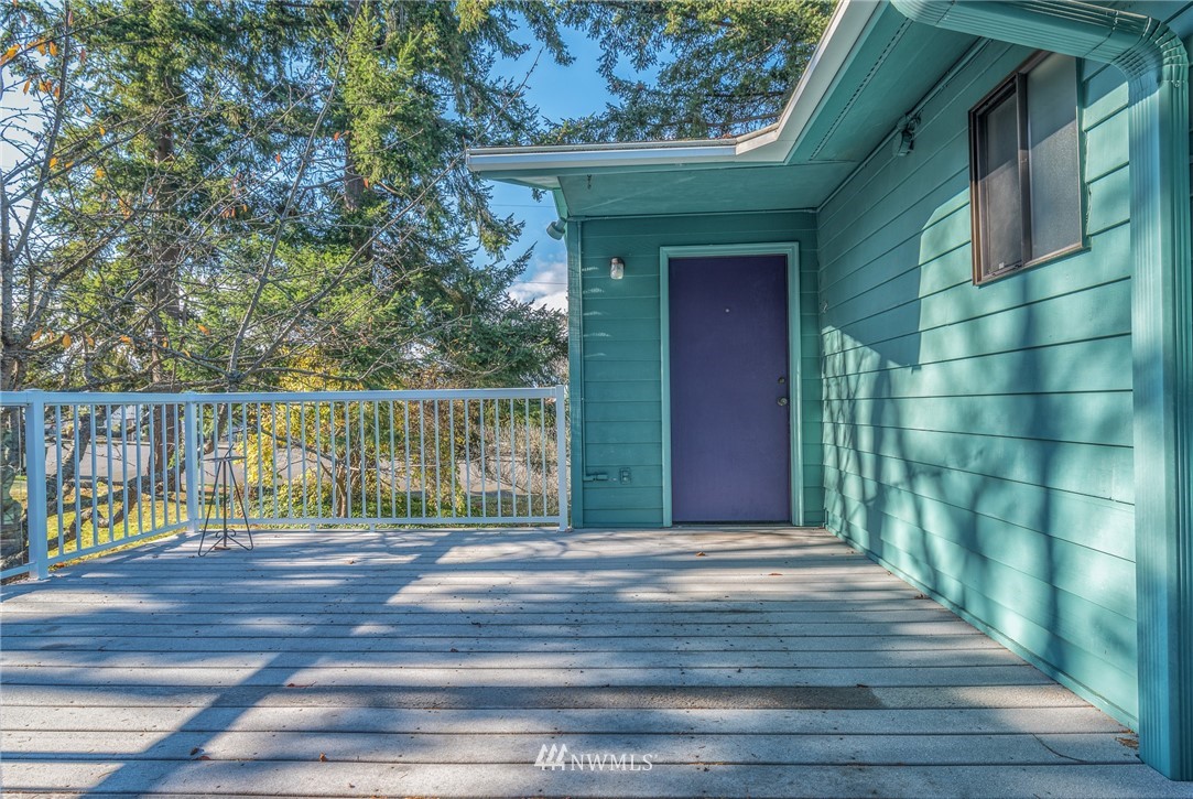 1004 Maple Street Edmonds, WA 98020 - Photo 24 of 25
