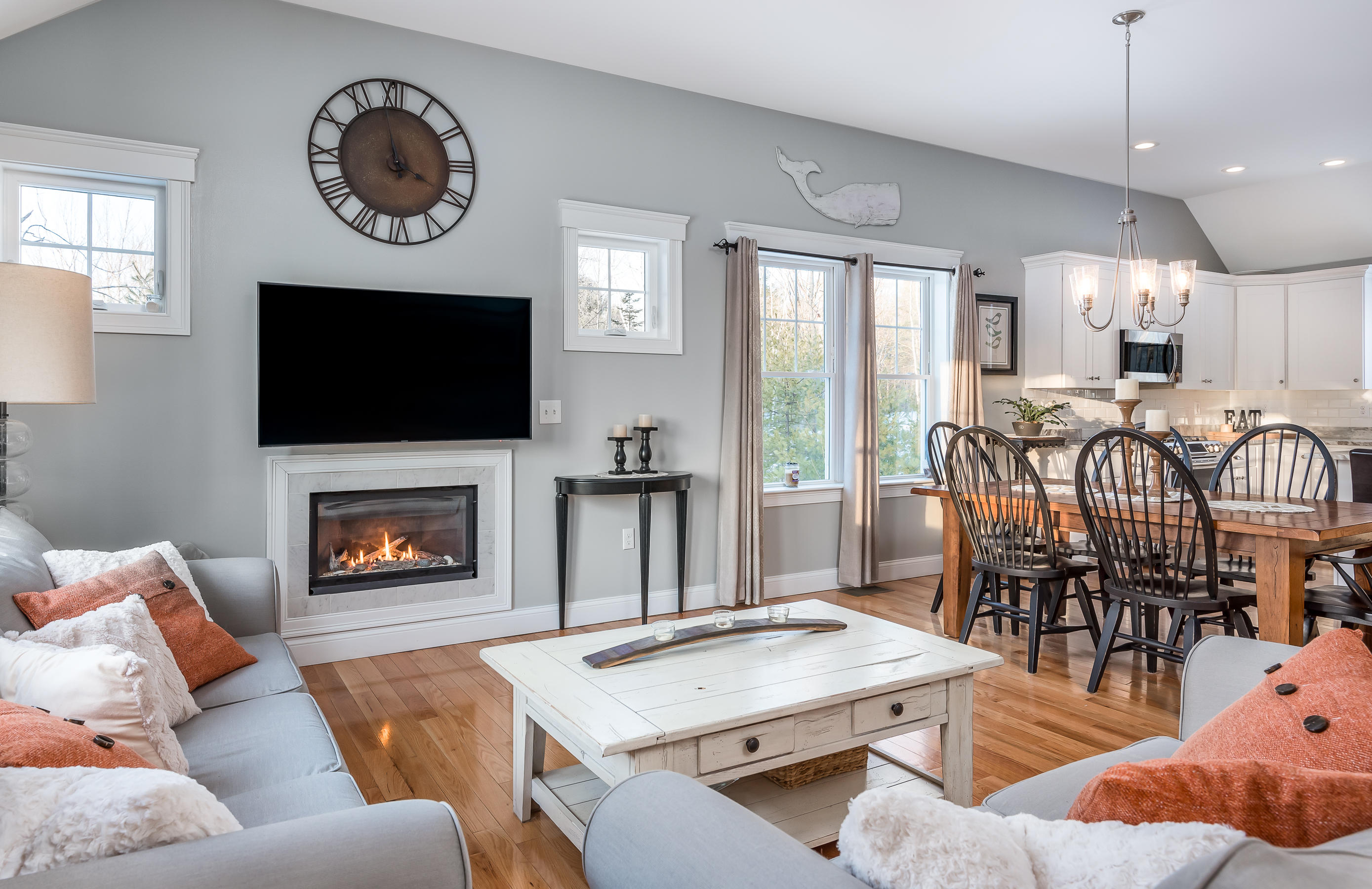 69 Oak Ridge Road Kennebunkport, ME 04046 - Photo 8 of 26 Living Room 2
