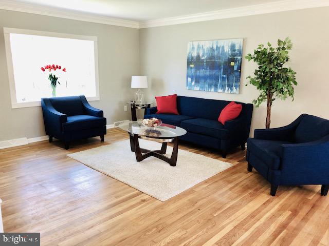 1832 Cedar Road Pasadena, MD 21122 - Photo 17 of 47 LIVING ROOM WITH BAY WINDOW