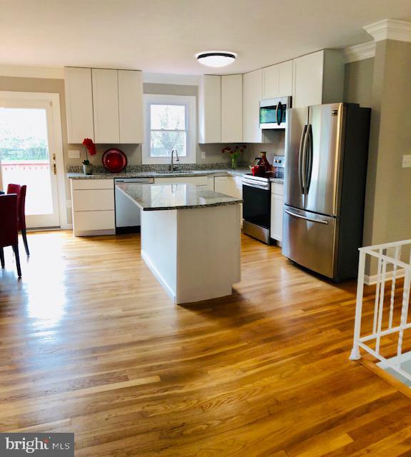 1832 Cedar Road Pasadena, MD 21122 - Photo 24 of 47 GRANITE COUNTER TOPS
