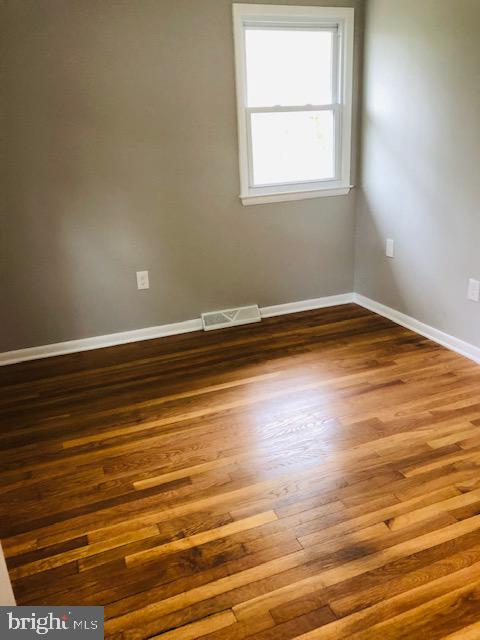 1832 Cedar Road Pasadena, MD 21122 - Photo 32 of 47 3RD BEDROOM