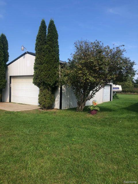 53 East Barnes Road Fostoria, MI 48435 - Photo 4 of 37