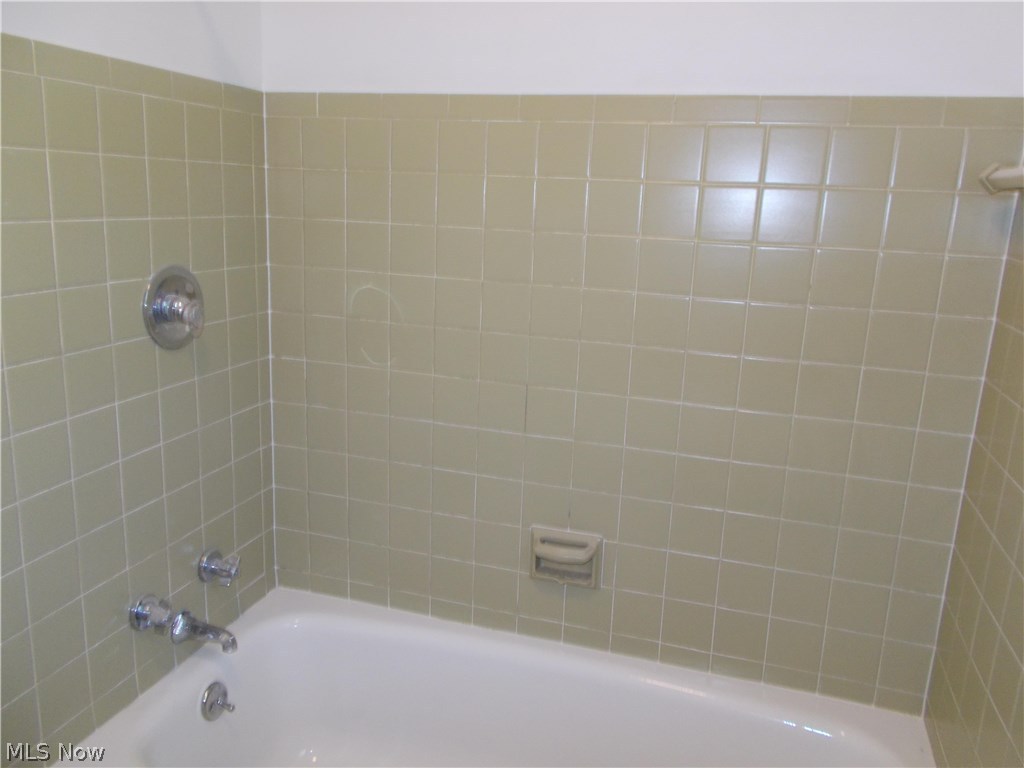 3911 Bluestone Road Cleveland Heights, OH 44121 - Photo 11 of 19 Gallery Image 11