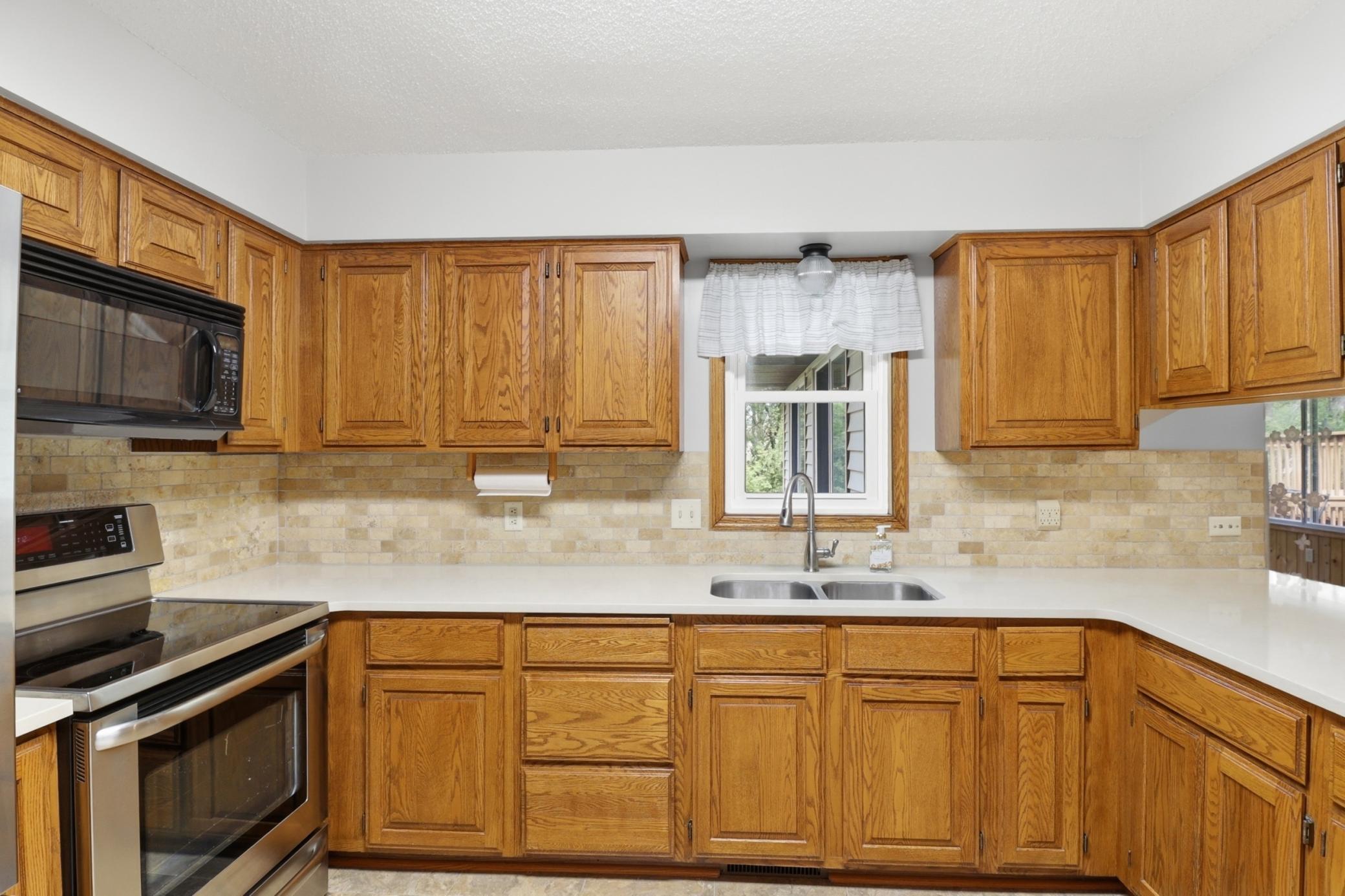 13721 Danbury Path Rosemount, MN 55068 - Photo 13 of 49