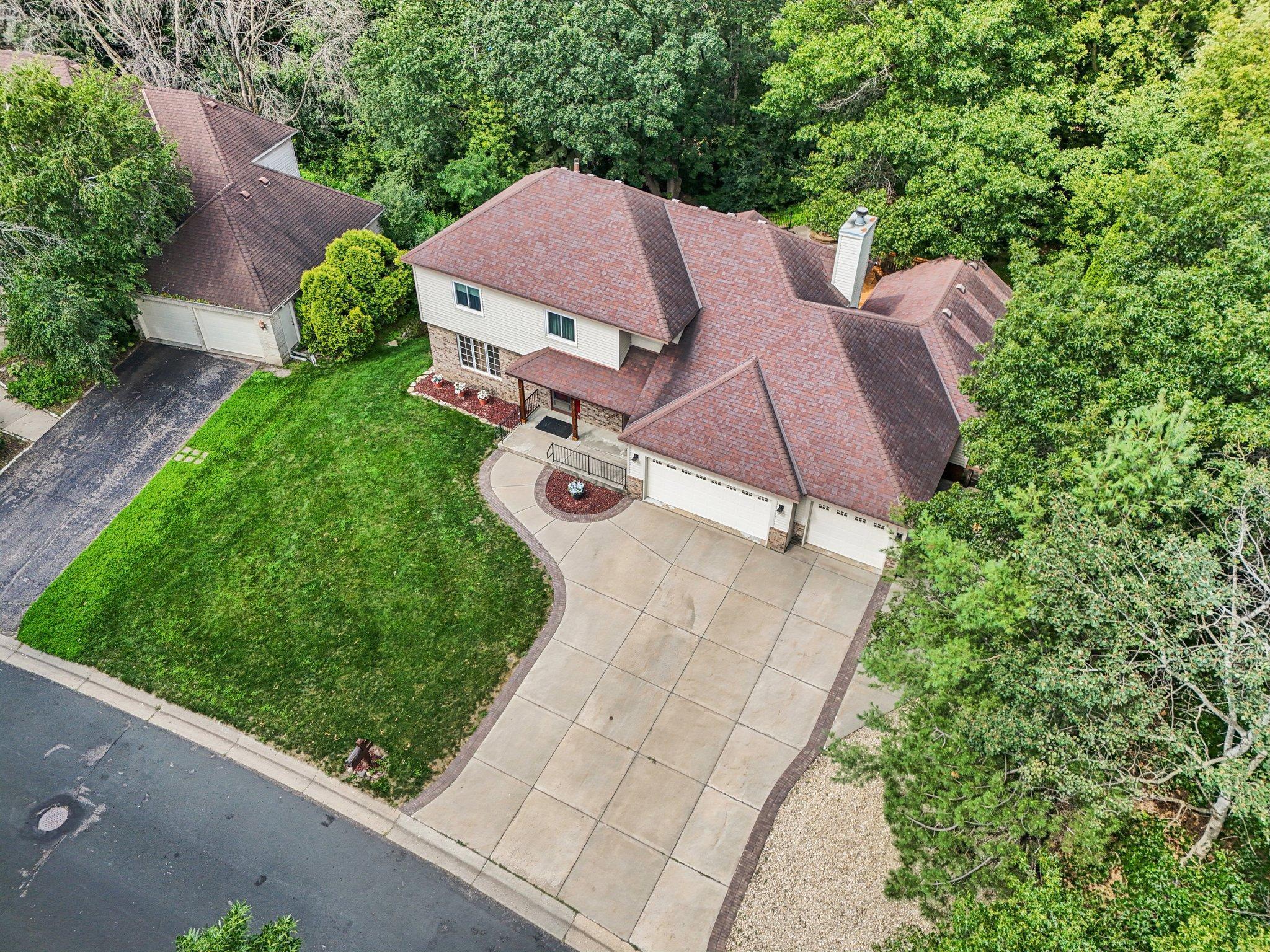 13721 Danbury Path Rosemount, MN 55068 - Photo 2 of 21