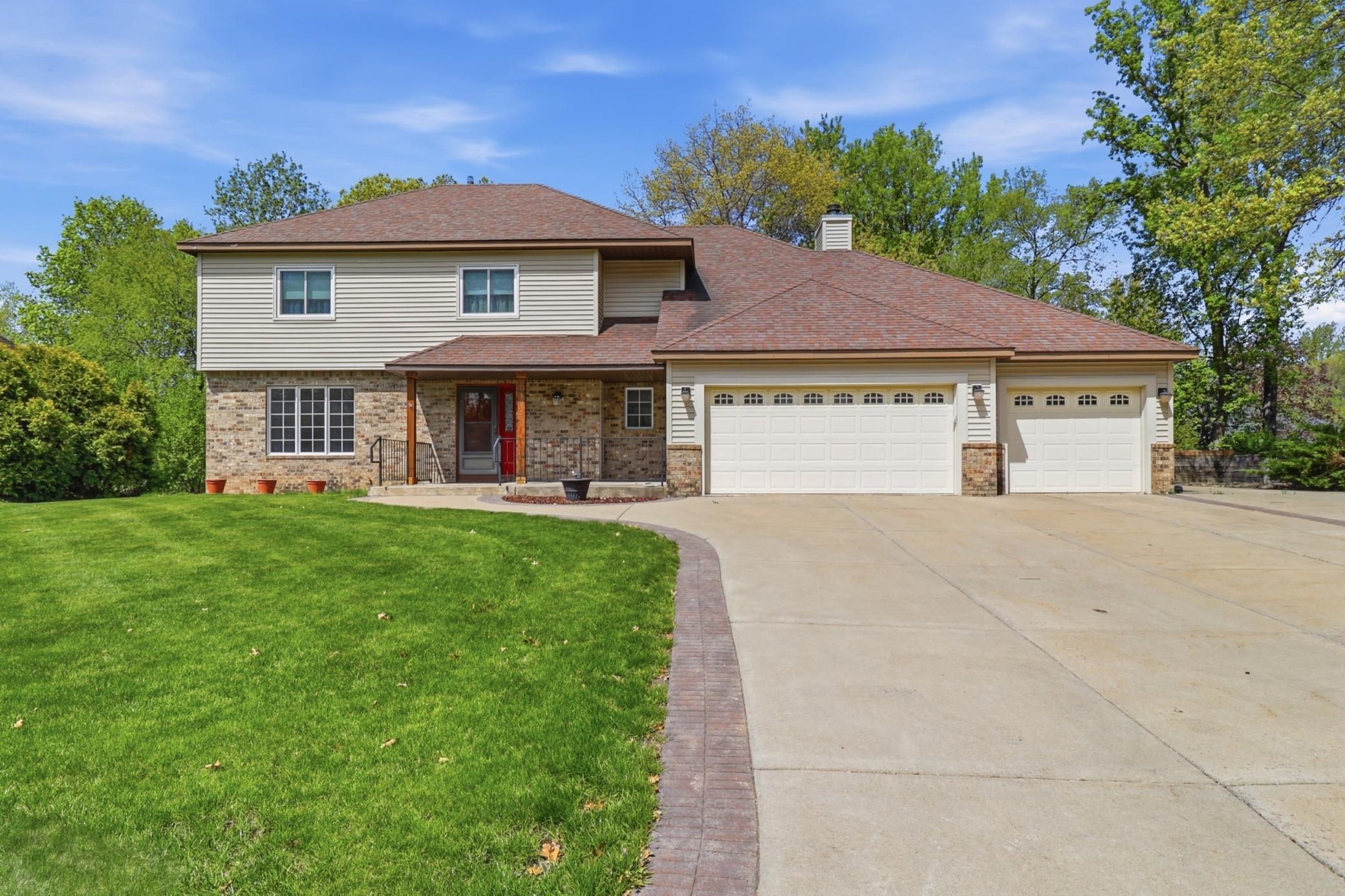 13721 Danbury Path Rosemount, MN 55068 - Photo 2 of 49