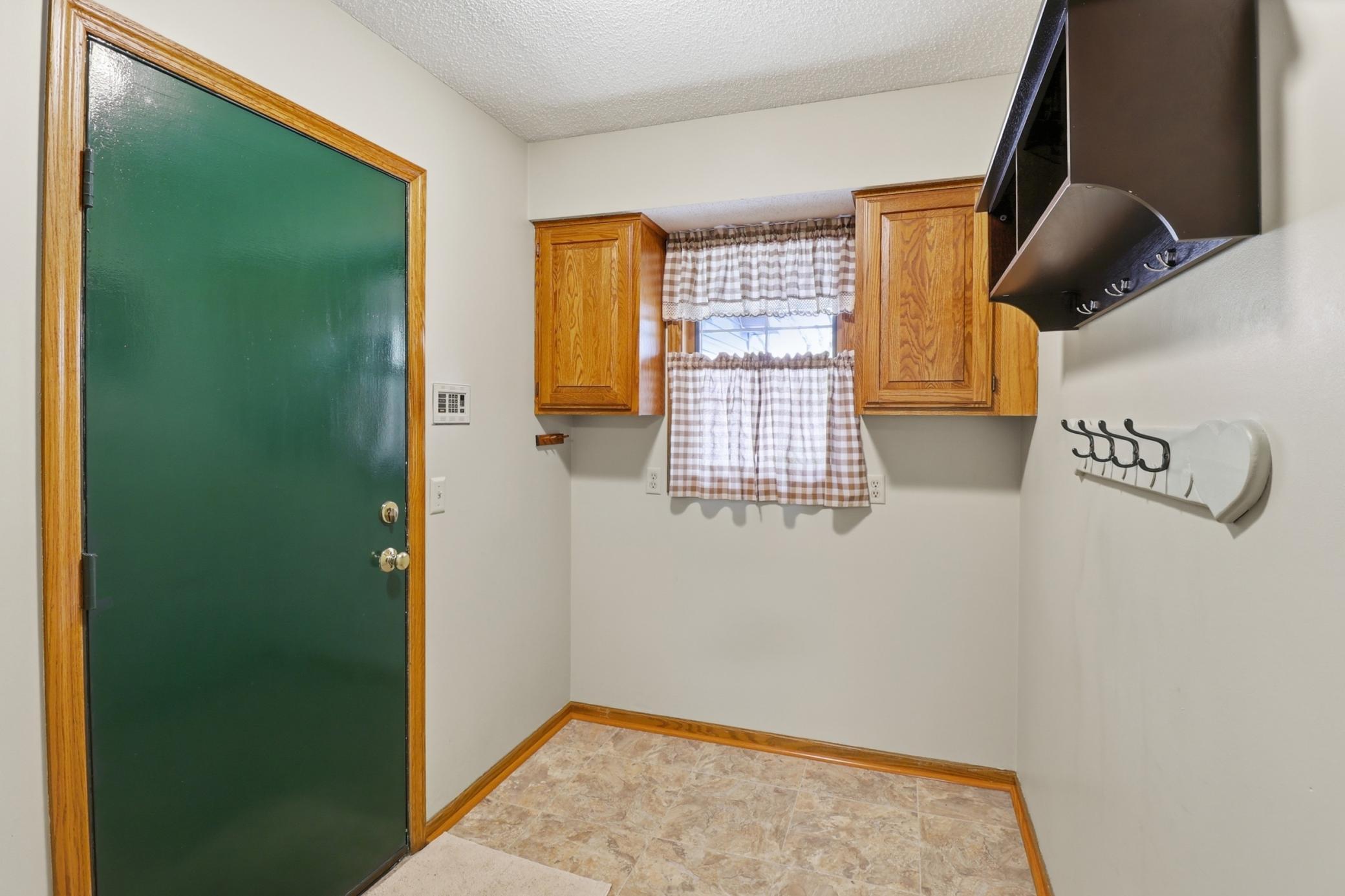 13721 Danbury Path Rosemount, MN 55068 - Photo 21 of 49