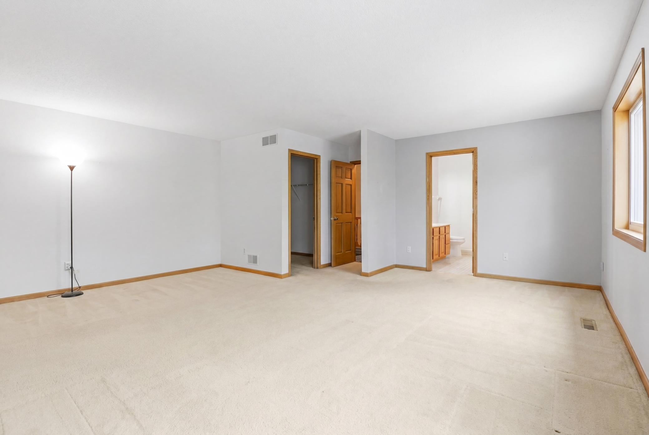 13721 Danbury Path Rosemount, MN 55068 - Photo 23 of 49
