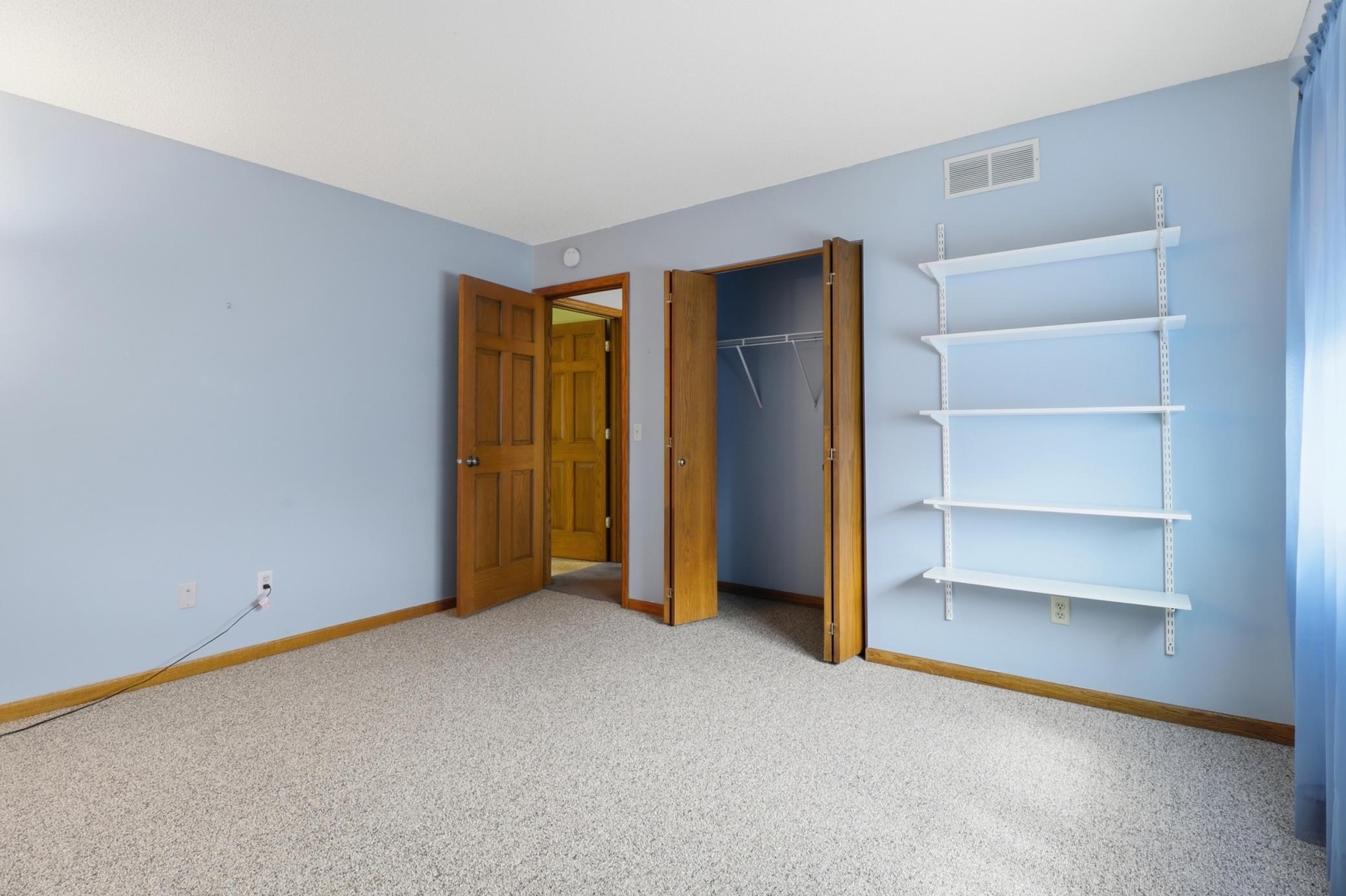 13721 Danbury Path Rosemount, MN 55068 - Photo 29 of 49