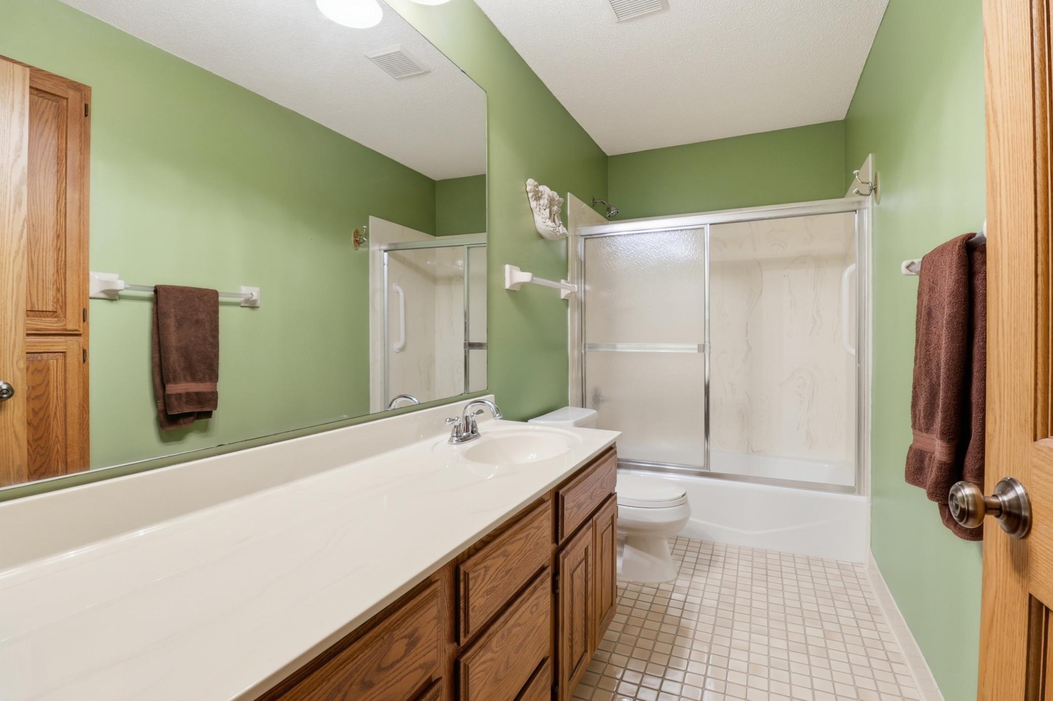 13721 Danbury Path Rosemount, MN 55068 - Photo 32 of 49