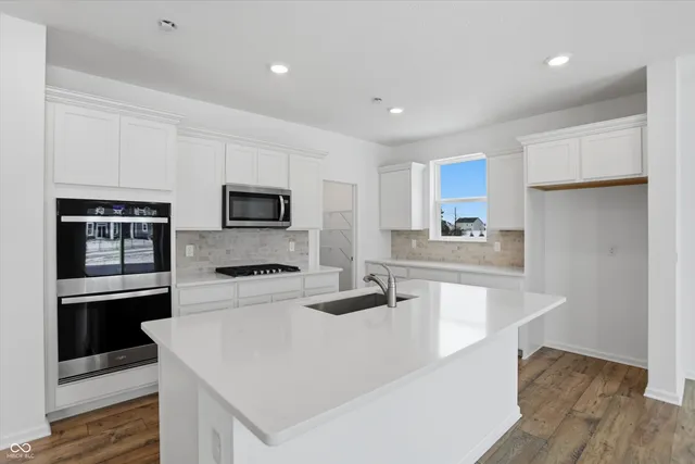 $419,990 | 5720 Cloister Lane, McCordsville, IN 46055