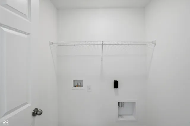 $419,990 | 5720 Cloister Lane, McCordsville, IN 46055