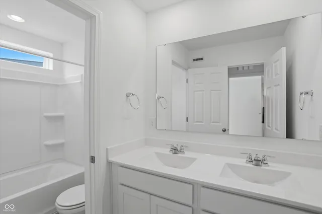 $419,990 | 5720 Cloister Lane, McCordsville, IN 46055