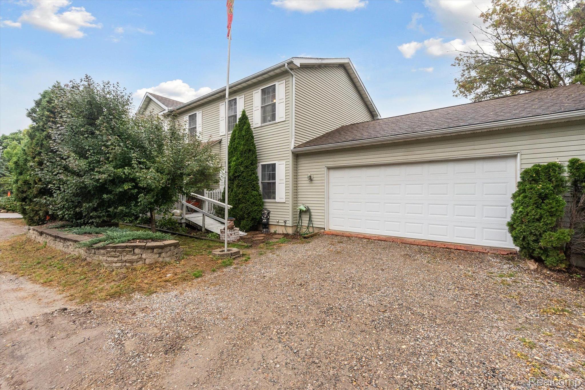 1855 Maxfield Lake Road Hartland, MI 48353 - Photo 1 of 42 2 story colonial with fully finished walkout