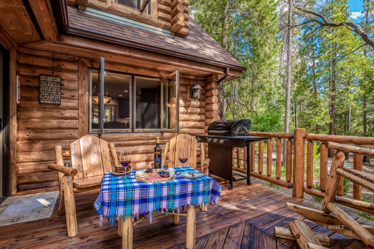 25117 Fern Valley Road Idyllwild, CA 92549 - Photo 45 of 67 a view of a patio on the deck