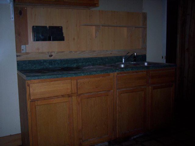 11 Riverside Street Laurens, SC 29360 - Photo 3 of 9 Gallery Image 3