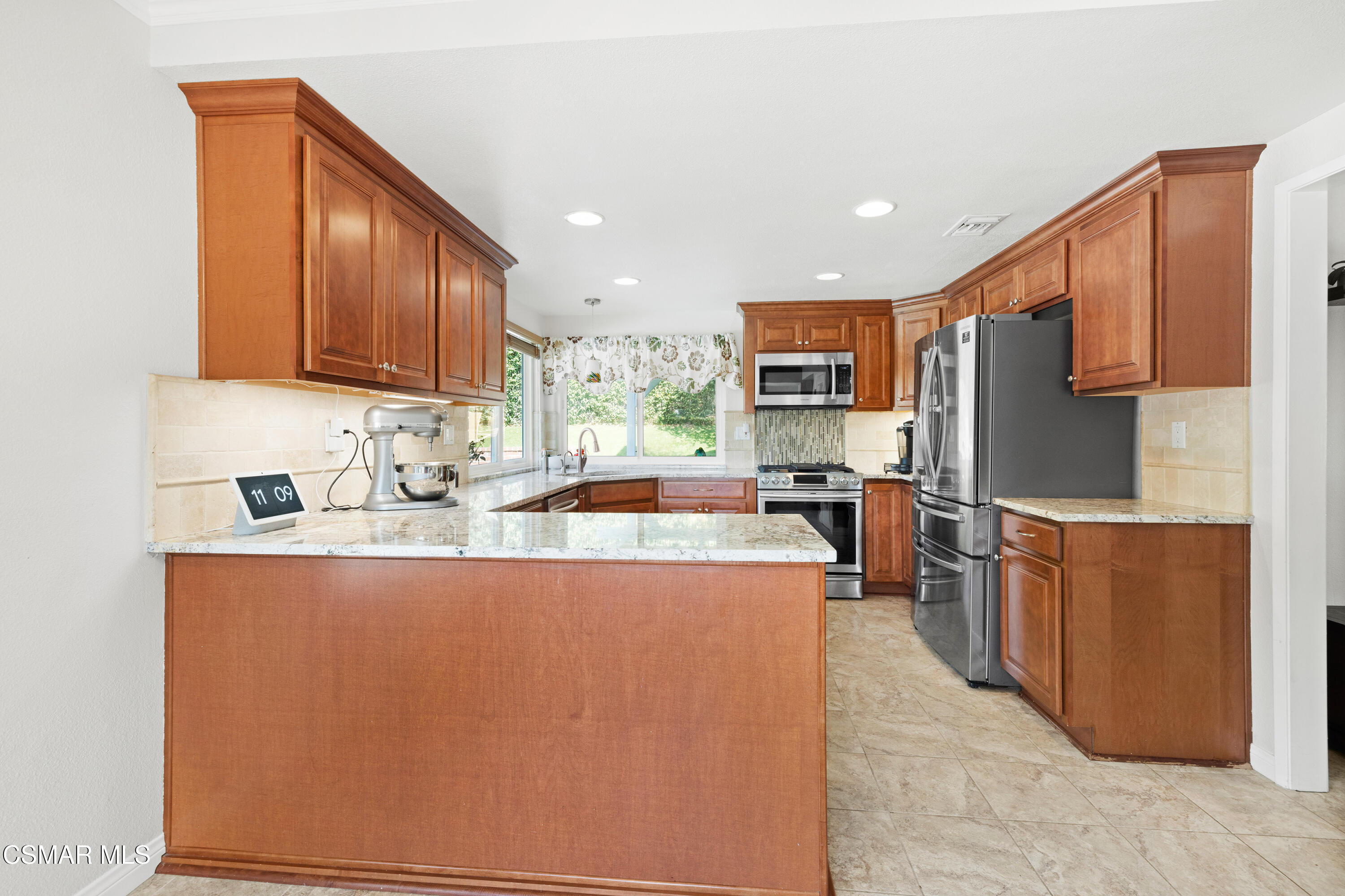 3581 Rachael Avenue Simi Valley, CA 93063 - Photo 10 of 31 Rachael10