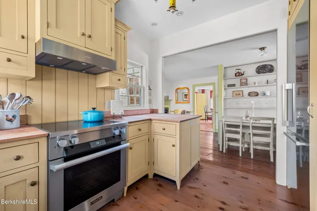 $680,000 | 7 Stockbridge Road, West Stockbridge, MA 01266