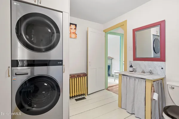 $680,000 | 7 Stockbridge Road, West Stockbridge, MA 01266