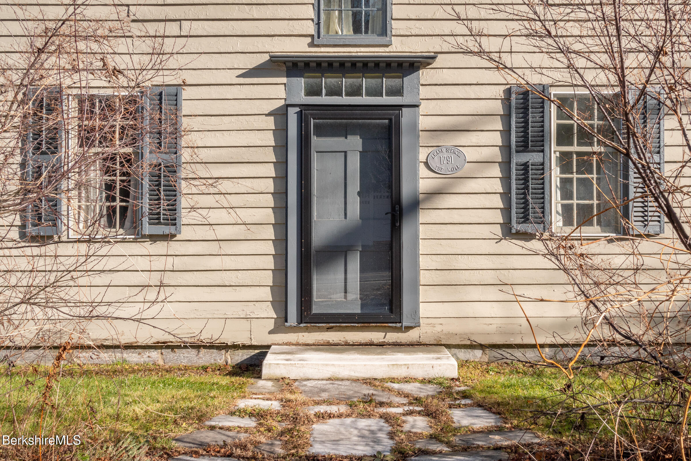 7 Stockbridge Road West Stockbridge, MA 01266 - Photo 8 of 44 Front