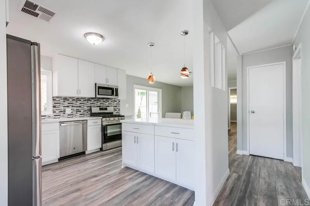 8301 Mission Gorge Road, Unit 195 Santee, CA 92071 - Photo 18 of 42 Gallery Image 18