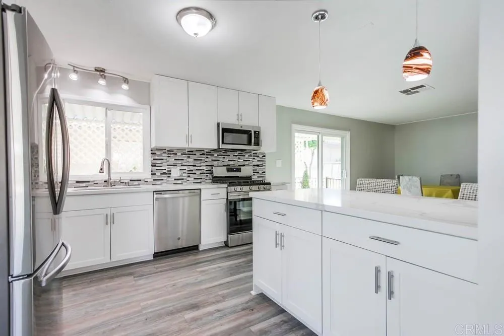 8301 Mission Gorge Road, Unit 195 Santee, CA 92071 - Photo 7 of 42 Gallery Image 7