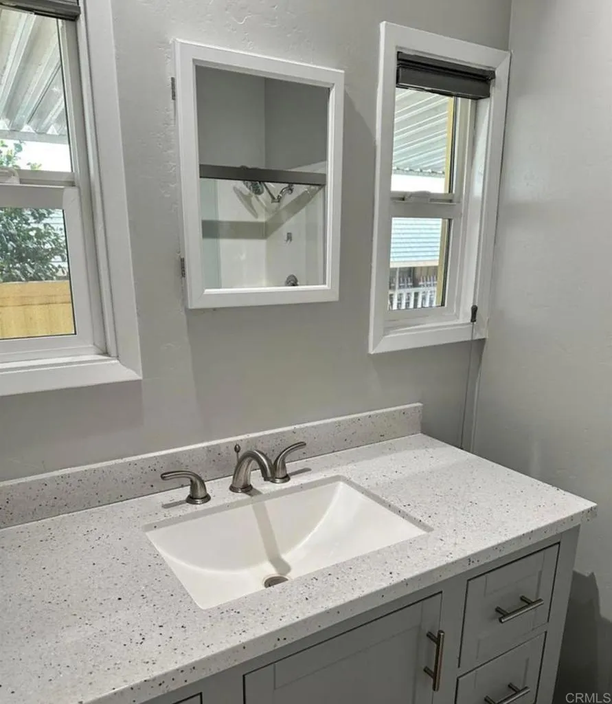 8301 Mission Gorge Road, Unit 195 Santee, CA 92071 - Photo 8 of 42 Gallery Image 8