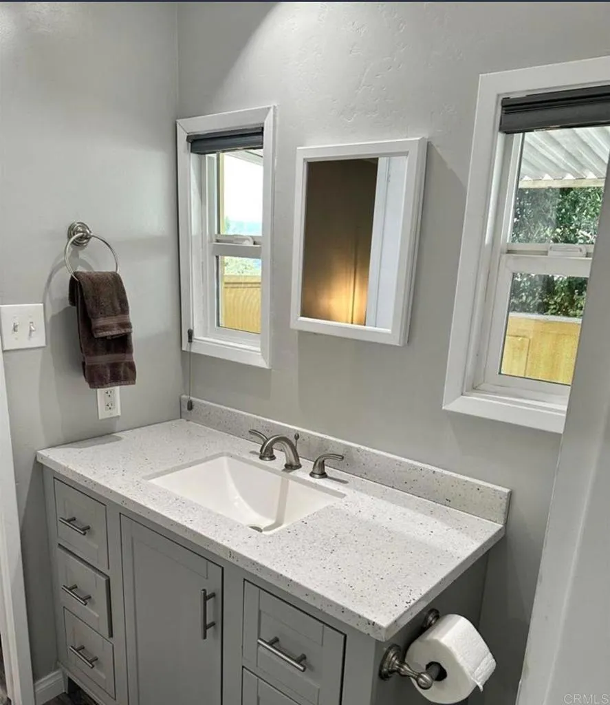 8301 Mission Gorge Road, Unit 195 Santee, CA 92071 - Photo 10 of 42 Gallery Image 10