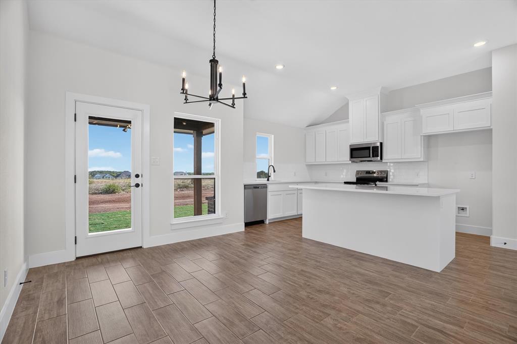 1097 Colt Road Springtown, TX 76082 - Photo 12 of 38 Gallery Image 12