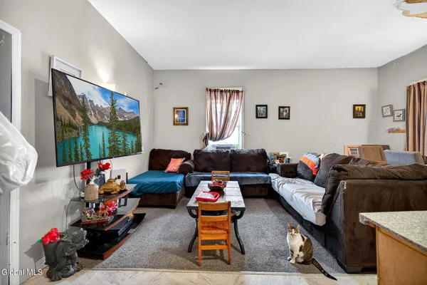 $249,999 | 1257 Broadway, Albany, NY 12204