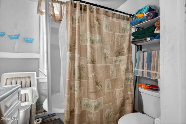 $249,999 | 1257 Broadway, Albany, NY 12204