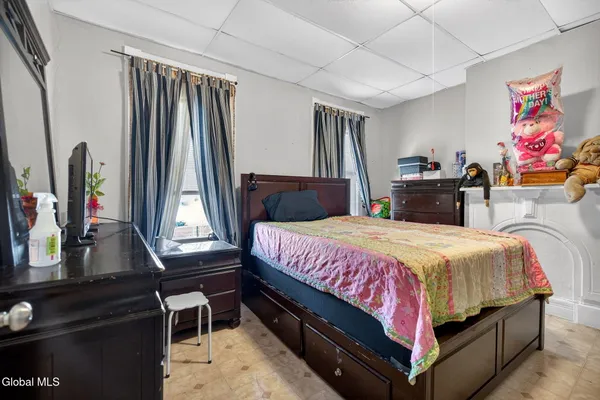 $249,999 | 1257 Broadway, Albany, NY 12204