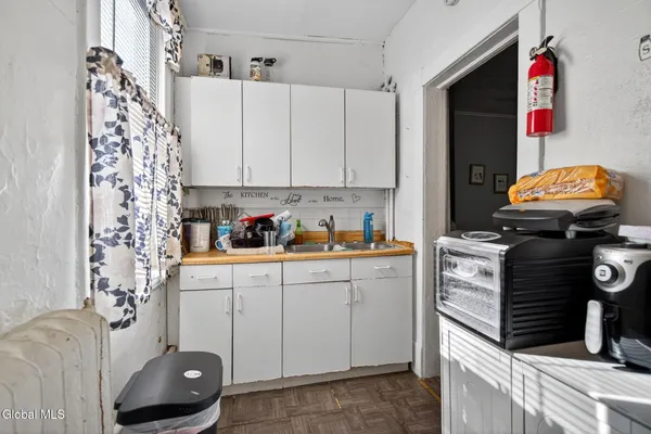 $249,999 | 1257 Broadway, Albany, NY 12204