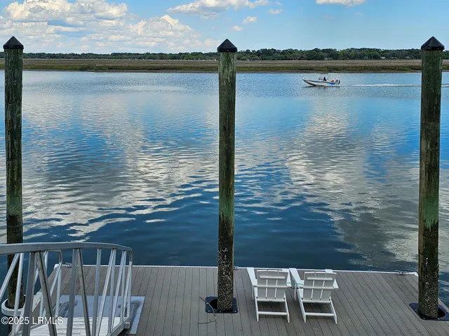 $750,000 | 2 Wrights Point Circle, Beaufort, SC 29902