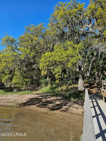 $750,000 | 2 Wrights Point Circle, Beaufort, SC 29902