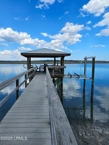 $750,000 | 2 Wrights Point Circle, Beaufort, SC 29902