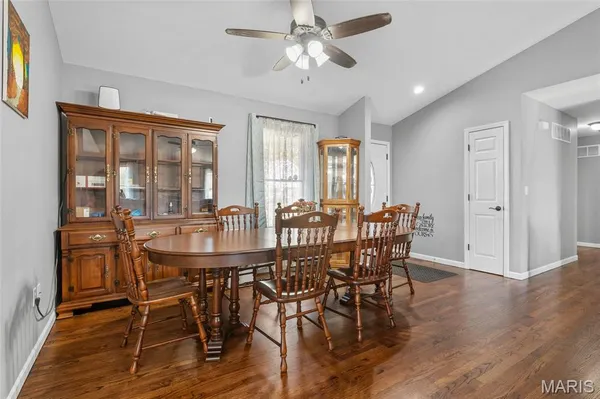 $419,500 | 204 Aspen Point, Glen Carbon, IL 62034
