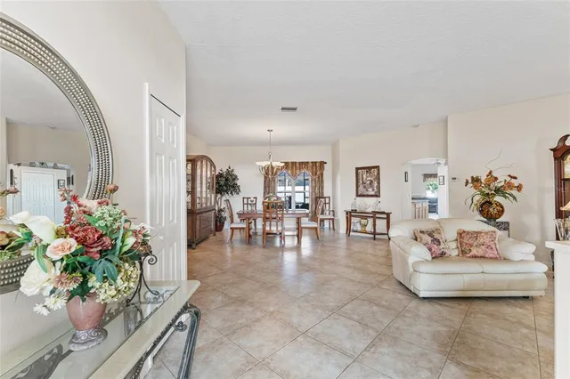 $385,000 | 16 London Drive, Palm Coast, FL 32137