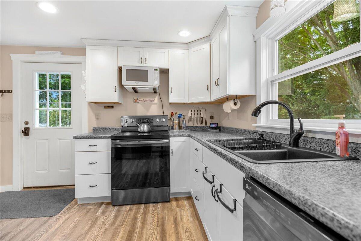 20 Mae Terrace Waterville, ME 04901 - Photo 17 of 47 21-20 Mae Terrace, Waterville, ME, 04901