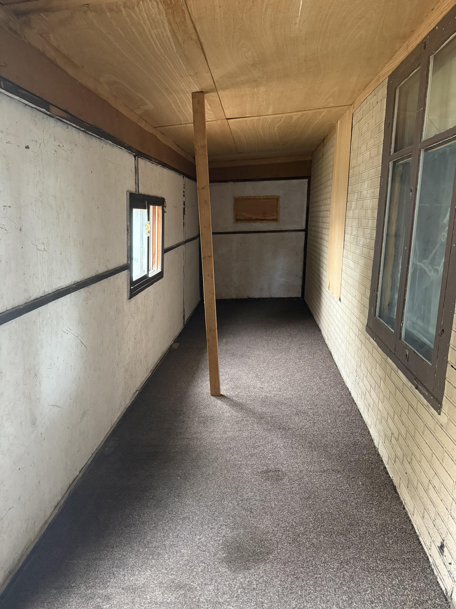 530 Humboldt Avenue Wausau, WI 54403 - Photo 17 of 18 Enclosed Porch