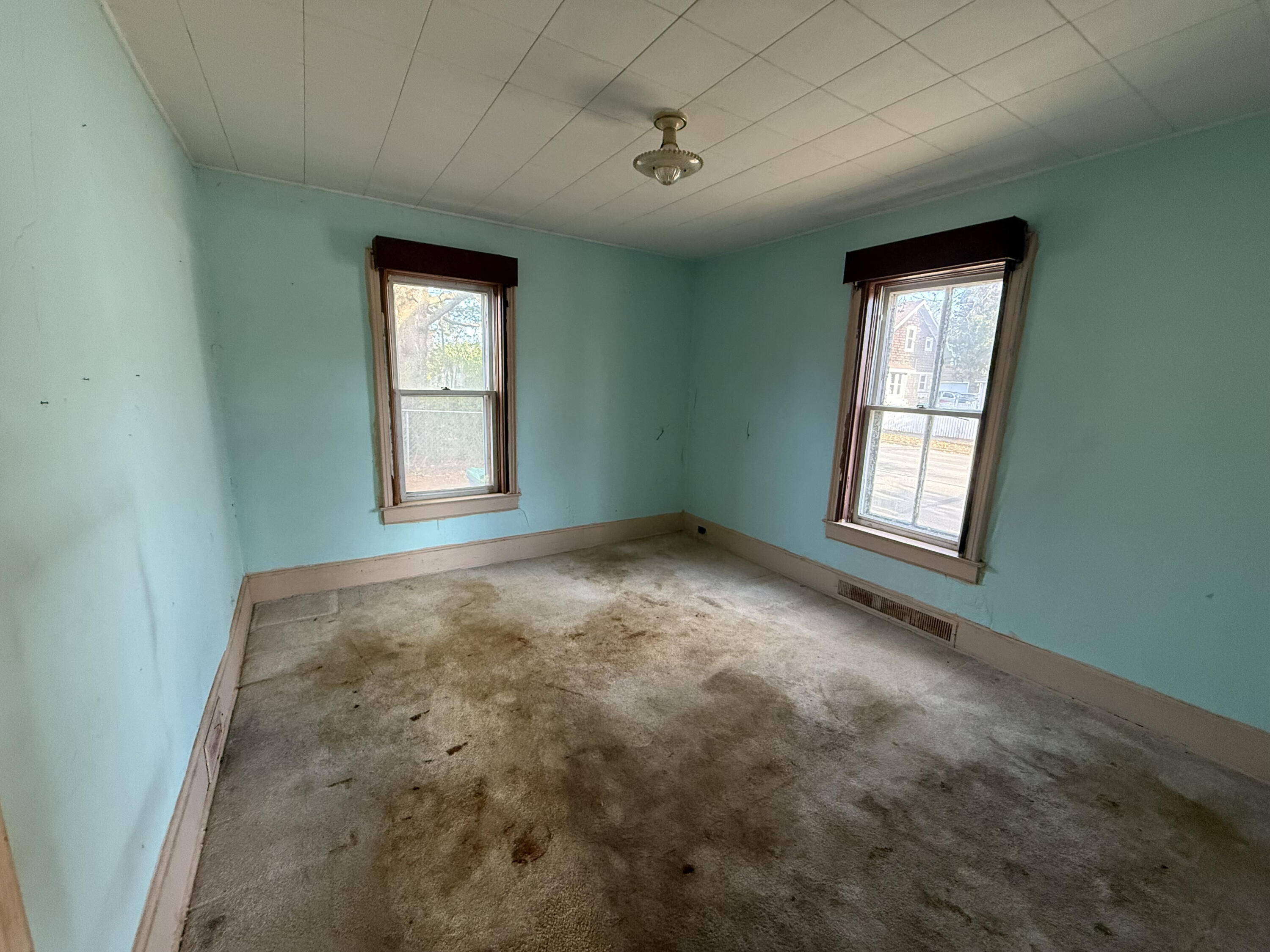 530 Humboldt Avenue Wausau, WI 54403 - Photo 10 of 18 Bedroom 1