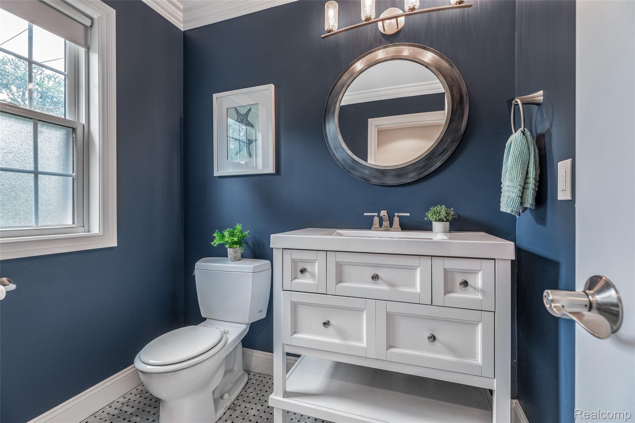 1349 Harvard Road Grosse Pointe, MI 48230 - Photo 13 of 40 First Floor Powder Room
