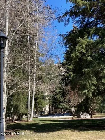 $3,350,000 | 103 Willow Place, Unit 203, Vail, CO 81657