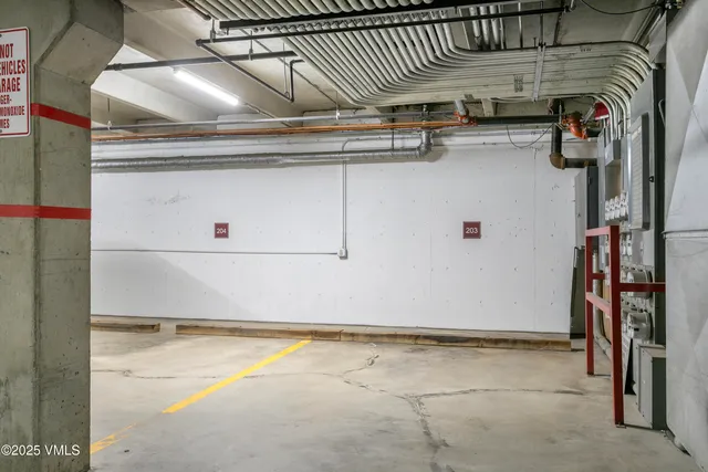 $3,350,000 | 103 Willow Place, Unit 203, Vail, CO 81657