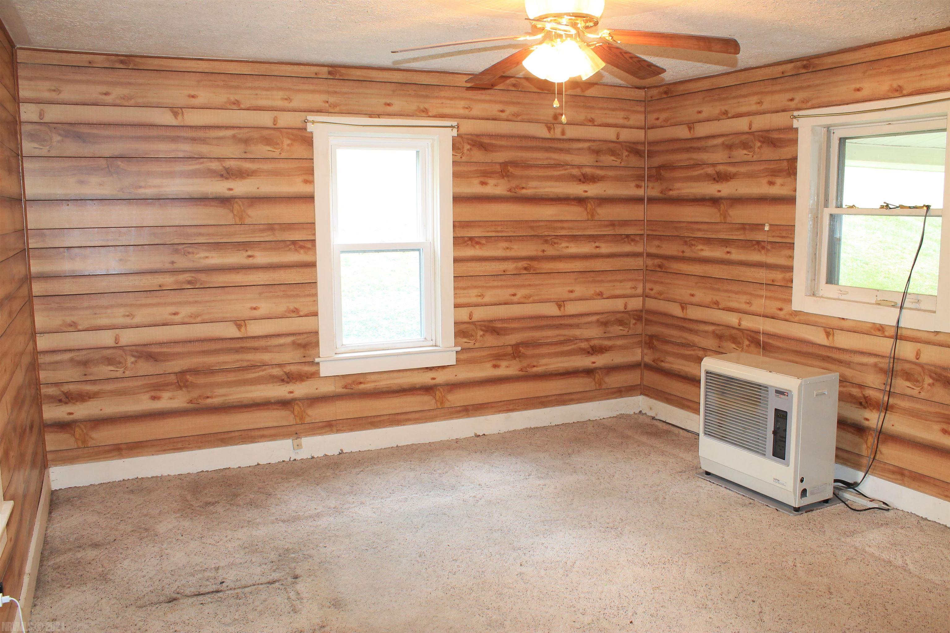 3297 Lowmans Ferry Road Pulaski, VA 24301 - Photo 19 of 33 Gallery Image 19