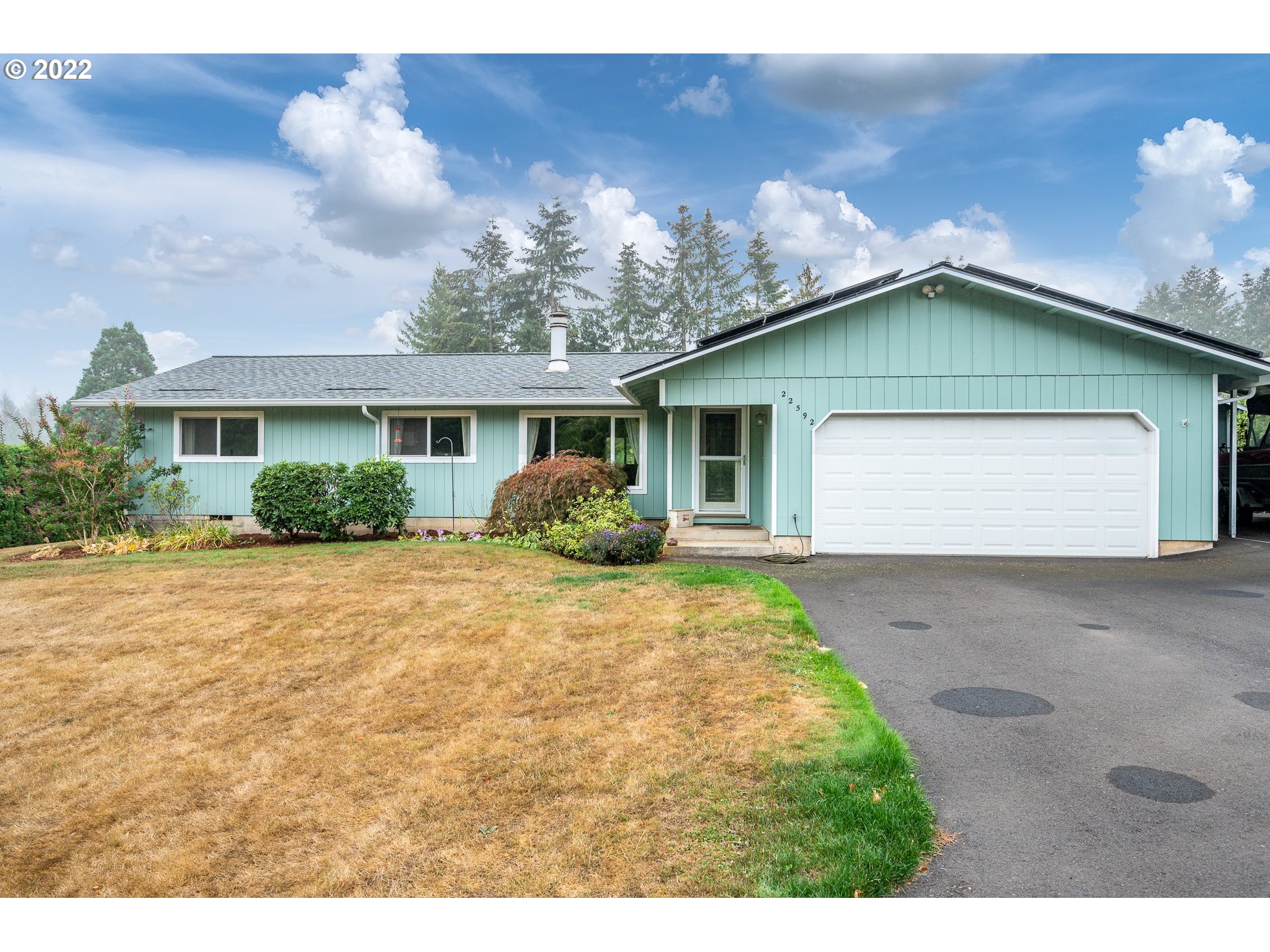 22592 Southeast Hoffmeister Road Damascus, OR 97089 - Photo 1 of 32 Gallery Image 1